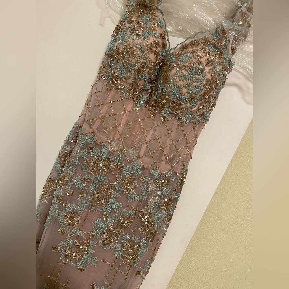 MNM COUTURE - Picture 8 of 11